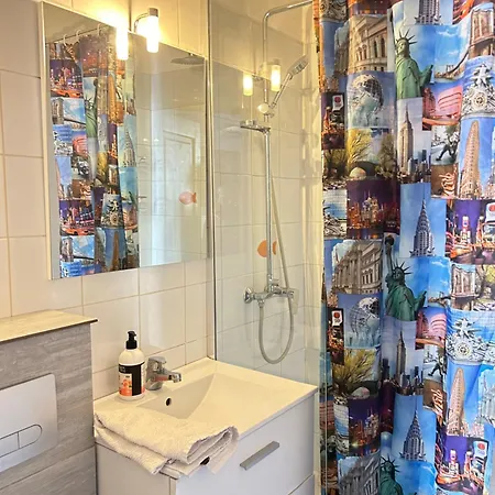 Charmant Studio A Centre Apartment